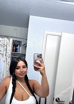 Jmonnn image 3 of 4