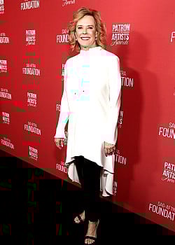 JoBeth Williams image 1 of 1