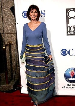 Joanna Gleason