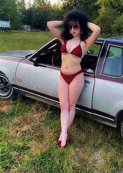 Joanna Hellion image 2 of 4