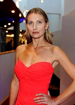 Joanna Moro image 2 of 3