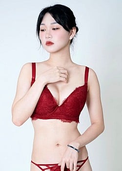 Joanna Wei image 4 of 4