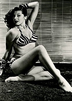 Joanne Arnold image 3 of 4