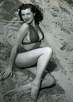 Joanne Arnold image 4 of 4