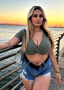 Jodie Cardona image 2 of 3