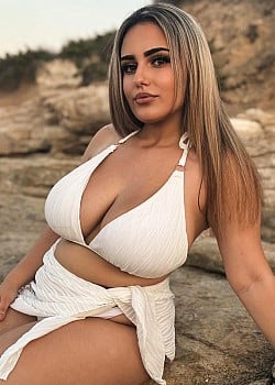 Jodie Cardona image 3 of 3