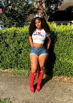 Joekia Harvey image 3 of 4