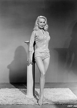 Joi Lansing image 4 of 4