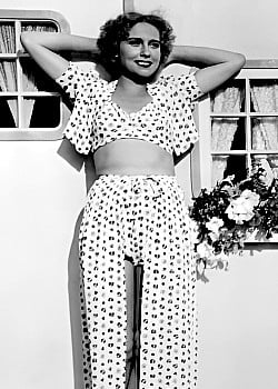 Jola Jobst image 1 of 1