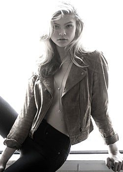 Josie Canseco image 4 of 4