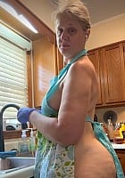 Joslyn The Apron Model profile photo