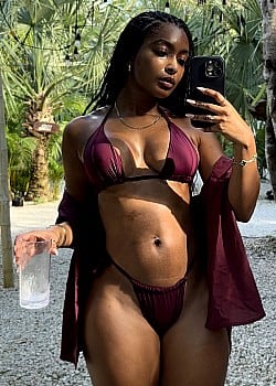 Jourdan Riane image 2 of 2