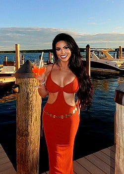Jovanna Del Plato image 2 of 2