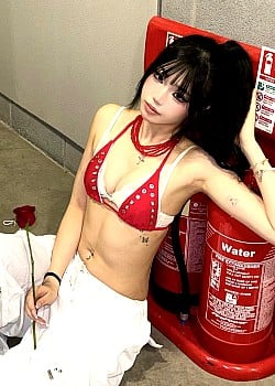 Joyce Lai image 3 of 4
