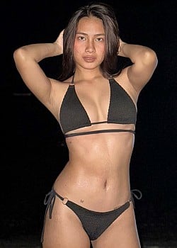 Joyce Tan image 1 of 4