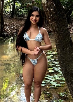 Jucellya Aguiar image 1 of 4
