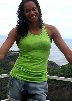 Juciely Cristina Barreto image 2 of 3