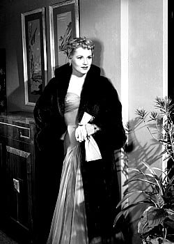 Judy Holliday image 2 of 3