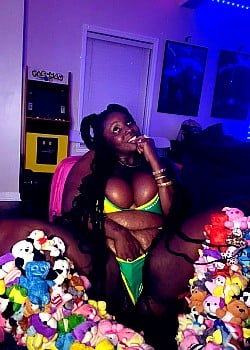 Juicy Thycc