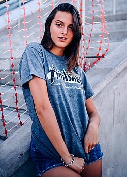 Juli Manzotti image 4 of 4