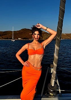 Julia Cluett image 2 of 3