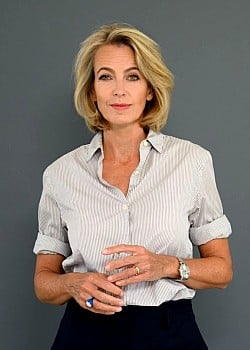 Julia Jakel image 3 of 4