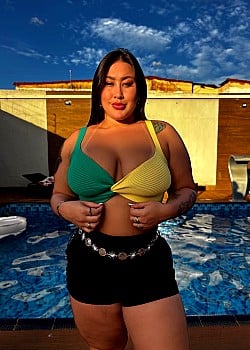 Julia Moraes (BBW) image 4 of 4