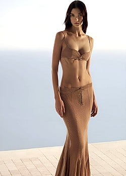 Julia Ratner image 1 of 4