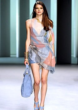 Julia Saner image 4 of 4