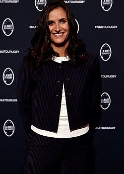 Julia Simon image 2 of 2