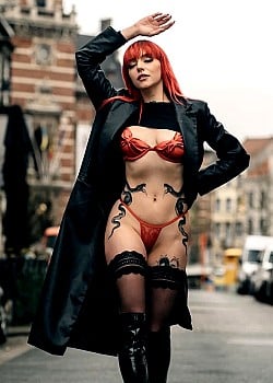 Julia Sudakova image 3 of 4