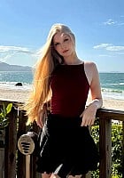 Julia Venzke profile photo