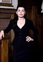 Julianna Margulies profile photo