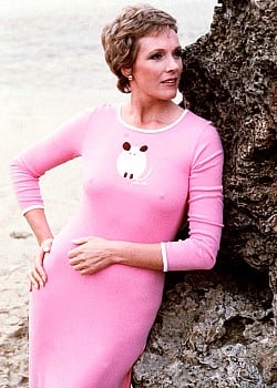 Julie Andrews image 1 of 4