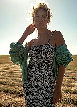 Julie Dommanget image 4 of 4