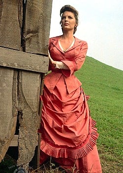 Julie London image 2 of 4