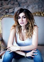 Julie Zenatti profile photo