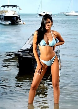 Julieta Monet image 3 of 3