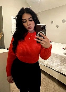 Julissa Guerrero image 2 of 3