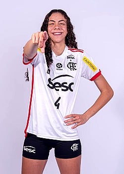 Julliana Gandra image 1 of 3