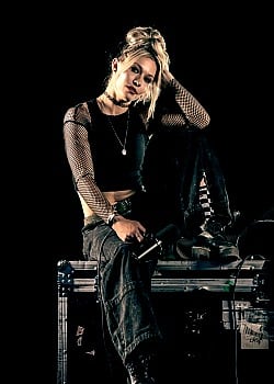 Jyl Wylde image 2 of 2