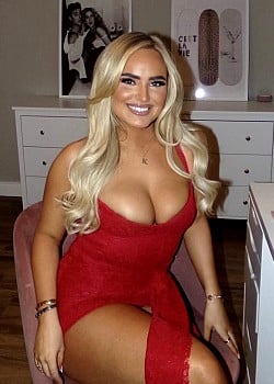 Kacey Dardis image 3 of 3