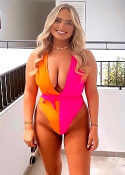Kacey Dardis image 1 of 3