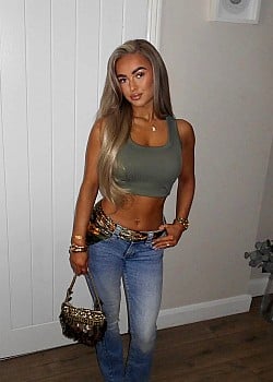 Kacey Payne image 2 of 4
