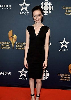 Kacey Rohl image 3 of 3