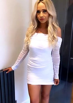 Kadie Nicole image 2 of 2