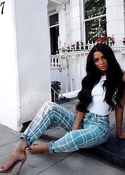 Kady McDermott image 2 of 4