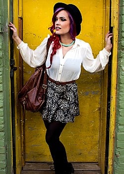 Kaela Sinclair image 1 of 3