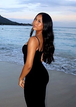 Kailee Nicole image 3 of 4