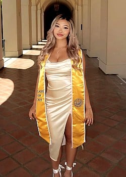 Kaileigh Mutuc image 3 of 4